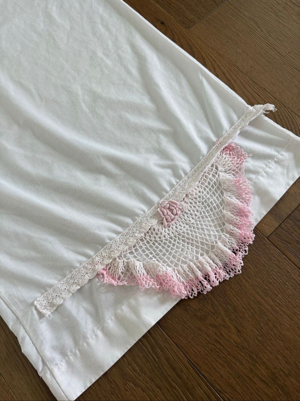 Vintage Queen Size Pillowcase Ivory Pink Crochet Lace Trim